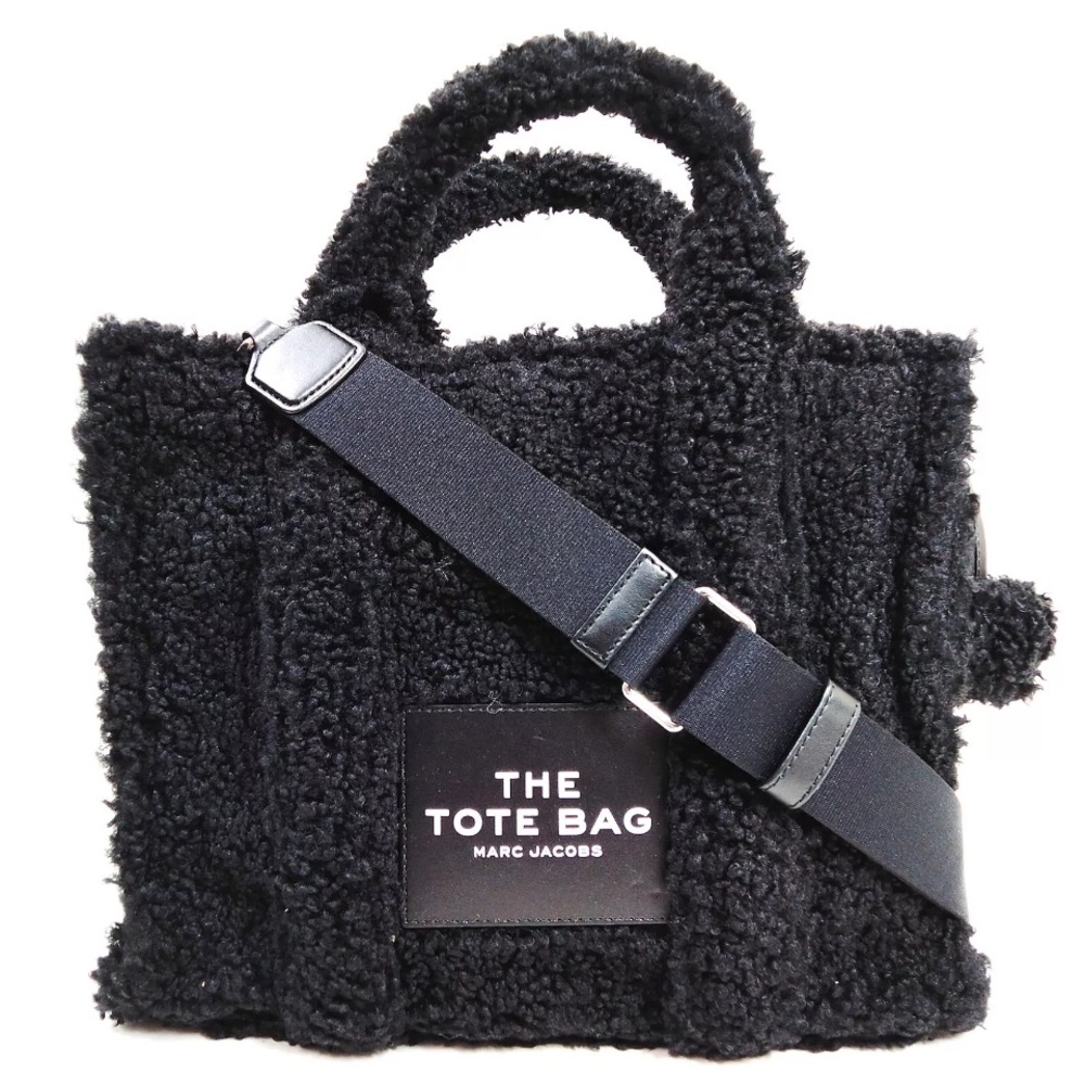 Marc Jacob’s black tote bag